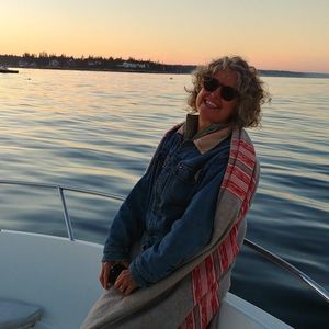 Meet your Posher, Priscilla